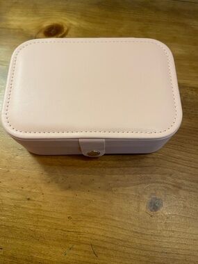 Pink Jewelry Travel jewelry case